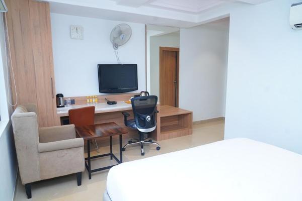 Hotel Kinara Grand Hyderabad Eksteriør bilde